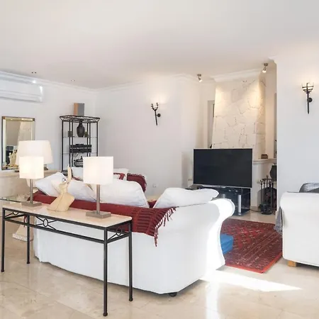 Villa Palm *